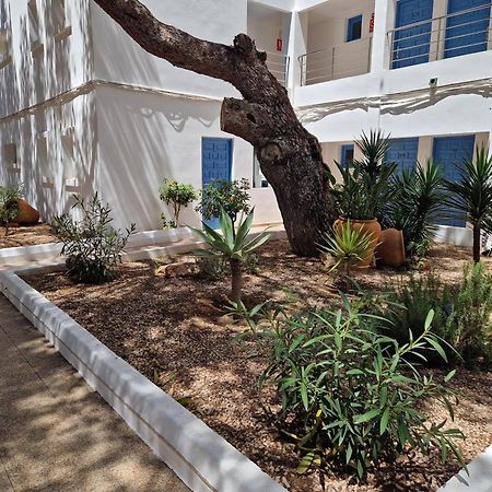 Apartamentos Costamar II Es Pujols Ngoại thất bức ảnh