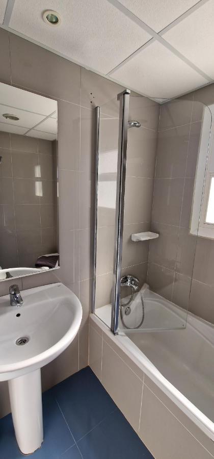 Apartamentos Costamar II Es Pujols Ngoại thất bức ảnh
