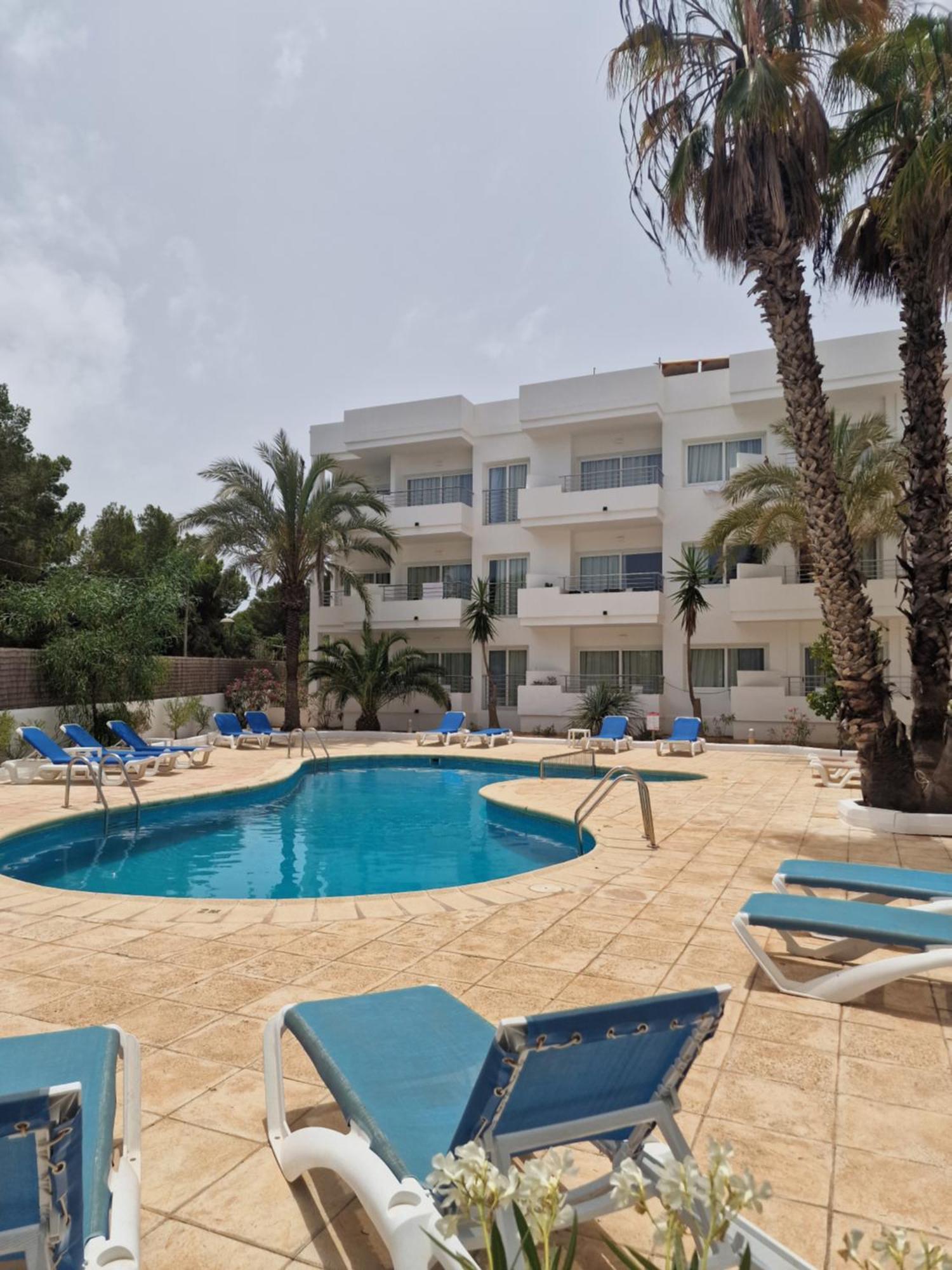 Apartamentos Costamar II Es Pujols Ngoại thất bức ảnh